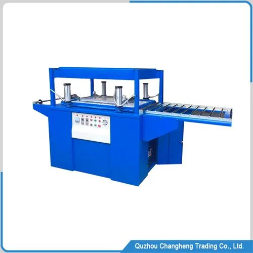 Radiator packing machine of vacuum forming