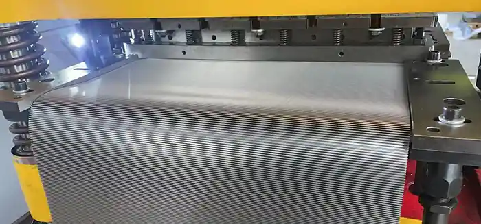 aluminium finned press machine