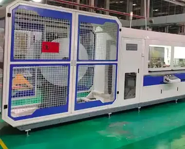 Máquina formadora de núcleos para radiadores y condensadores de aluminio