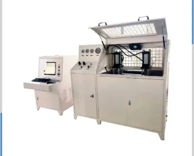 Máquina de prueba de tubos de radiador de aluminio.